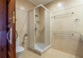 Chalet independiente con terreno en venta en la España, Begur, ref: TR232454 foto