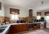 Отдельно стоящий дом с участком на продажу в городе Altea Фото