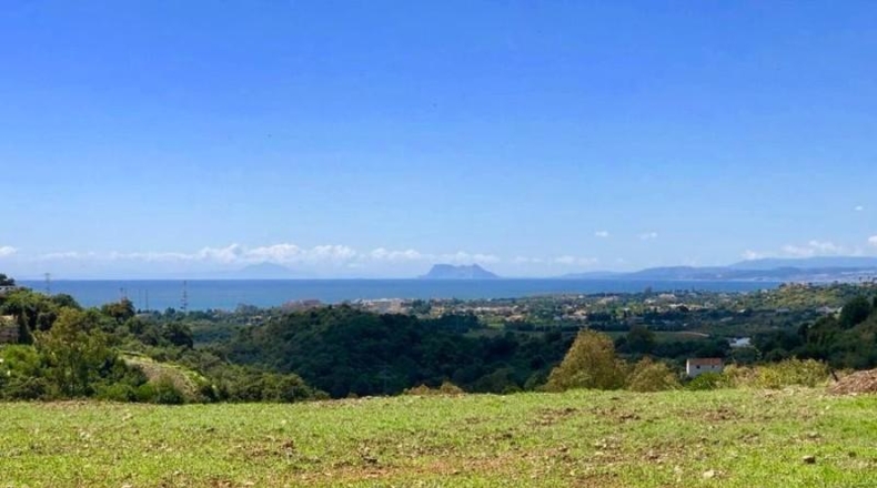 Málaga - Estepona - 4124m2