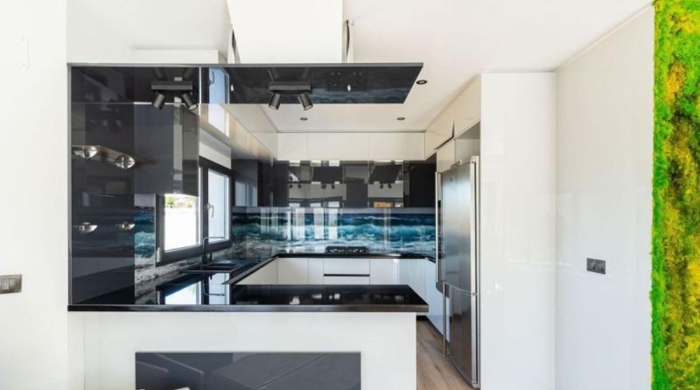 Málaga - Estepona - 600m2