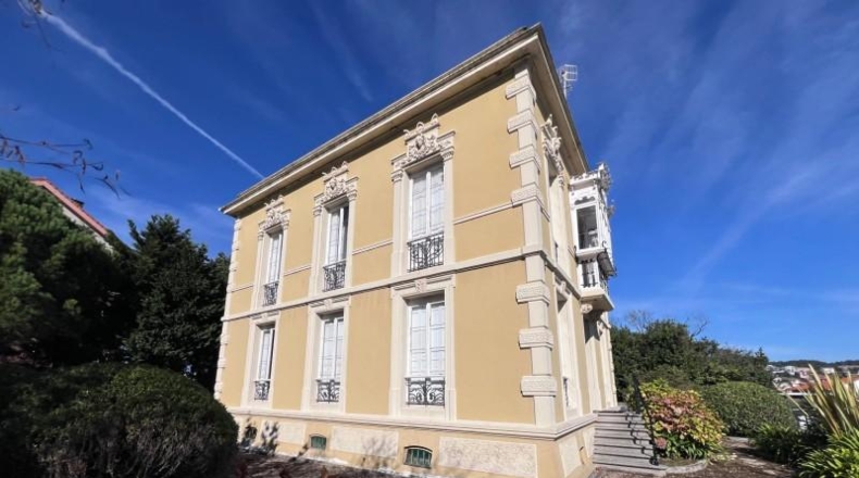 Asturias - Oviedo - 382m2