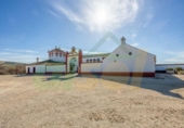 Casa de camp amb terreny en venda a la España, La Puebla de Cazalla, ref.: TR315585 foto