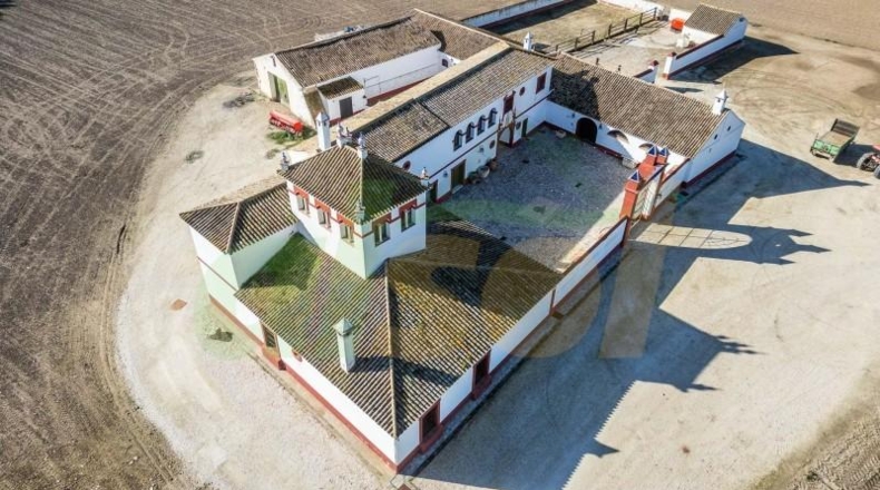 Севилья - La Puebla de Cazalla - 2220m2