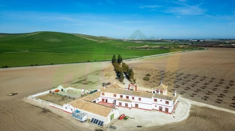 Севилья - La Puebla de Cazalla - 2220m2