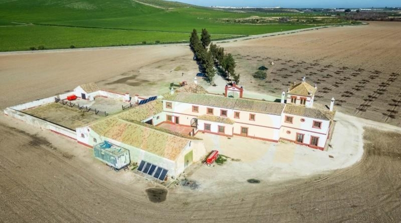 Севилья - La Puebla de Cazalla - 2220m2