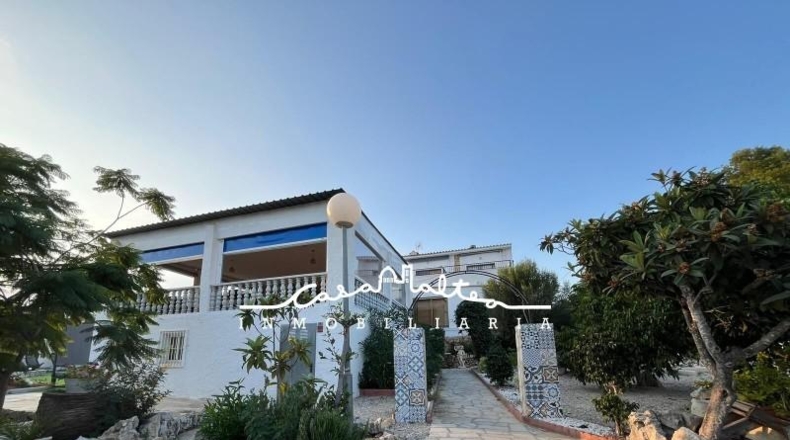 Alicante - La Nucía - 2061m2