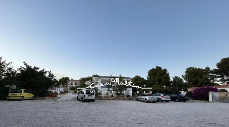Alicante - La Nucía - 2061m2