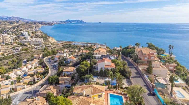 Alicante - Campello - 2387m2