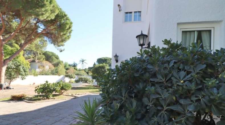 Valencia - Godella - 2200m2