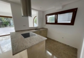 Xalet independent amb terreny en venda a la España, Calp, ref.: TR171415 foto