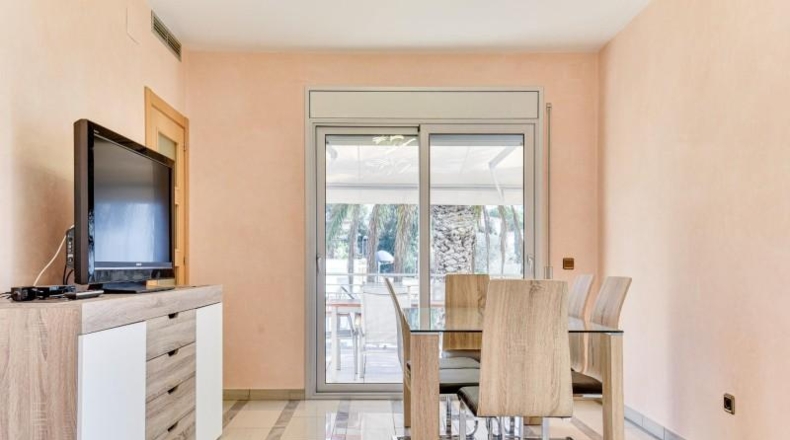 Gerona - Lloret de Mar - 1074m2