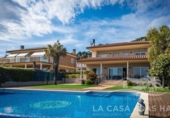 Xalet independent amb terreny en venda a la España, Lloret de Mar, ref.: TR237587 foto