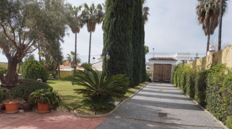 Málaga - Benalmádena - 1630m2