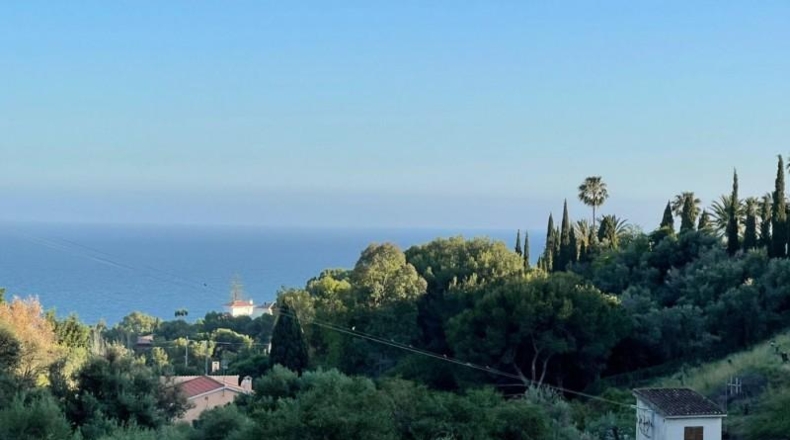 Málaga - Benalmádena - 2000m2