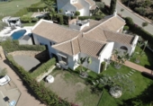 Отдельно стоящий дом с участком на продажу в городе Campo-Mijas Фото