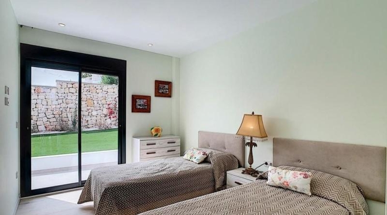 Alicante - el Poble Nou de Benitatxell - 909m2