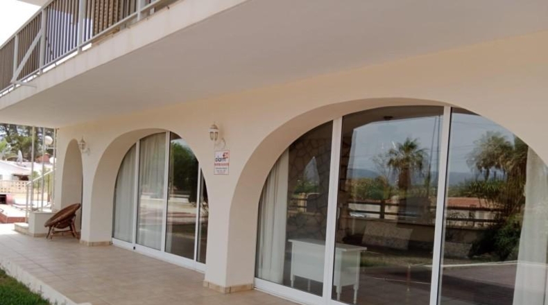 Alicante - Alfaz del Pi - 2500m2