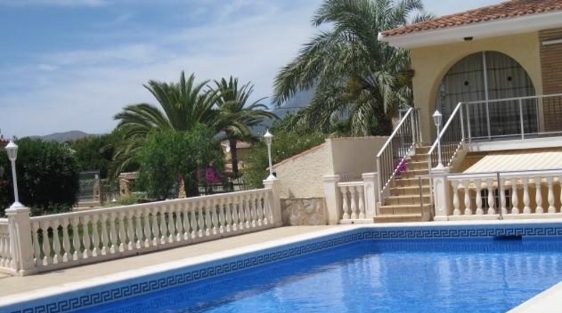 Alicante - Alfaz del Pi - 2700m2