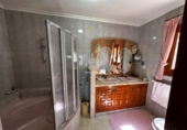 Отдельно стоящий дом с участком на продажу в городе Jávea Фото