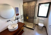 Отдельно стоящий дом с участком на продажу в городе Ciutadella de Menorca Фото