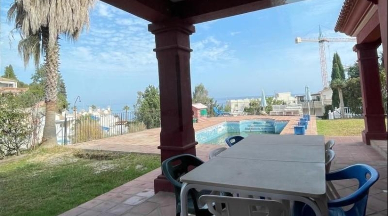 Málaga - Benalmádena - 10000m2