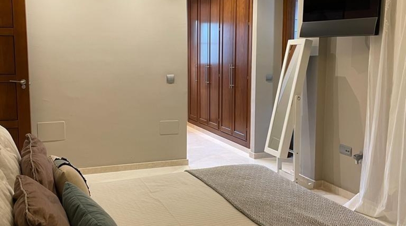 Málaga - Benalmádena - 10000m2
