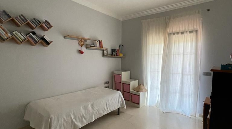 Málaga - Benalmádena - 10000m2