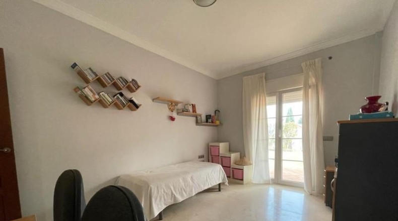 Málaga - Benalmádena - 10000m2