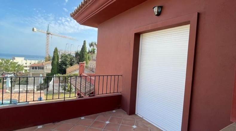 Málaga - Benalmádena - 10000m2