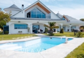 Chalet independiente con terreno en venta en la España, Caldes de Montbui, ref: TR146558 foto