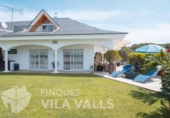 Chalet independiente con terreno en venta en la España, Caldes de Montbui, ref: TR146558 foto