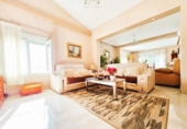 Chalet independiente con terreno en venta en la España, Málaga, ref: TR375007 foto