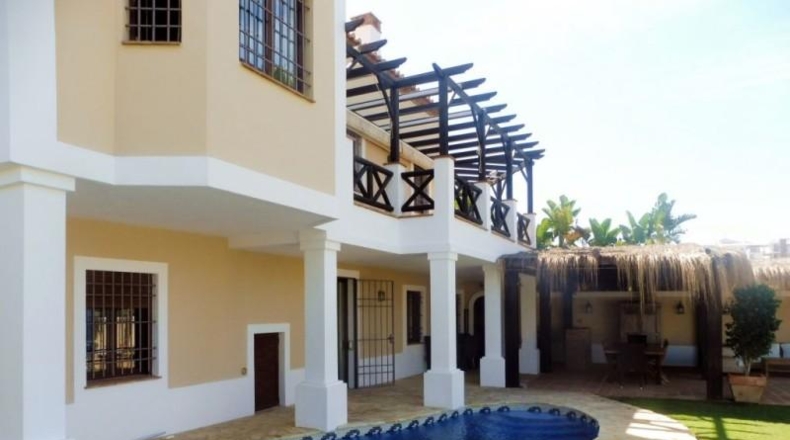 Málaga - Benalmádena - 850m2