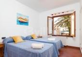 Отдельно стоящий дом с участком на продажу в городе Ciutadella de Menorca Фото