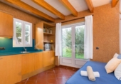 Отдельно стоящий дом с участком на продажу в городе Ciutadella de Menorca Фото