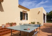 Отдельно стоящий дом с участком на продажу в городе Ciutadella de Menorca Фото