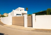Xalet independent amb terreny en venda a la España, Calp, ref.: TR345762 foto