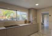 Chalet independiente con terreno en venta en la España, San Juan de Alicante, ref: TR362562 foto