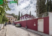 Chalet independiente con terreno en venta en la España, Granada, ref: TR238883 foto