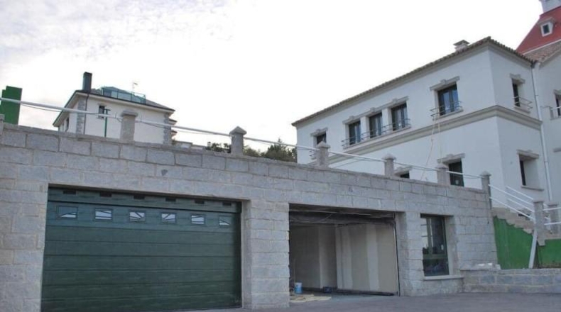 Community of Madrid - Torrelodones - 2000m2