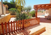 Xalet independent amb terreny en venda a la España, el Campello, ref.: TR142780 foto