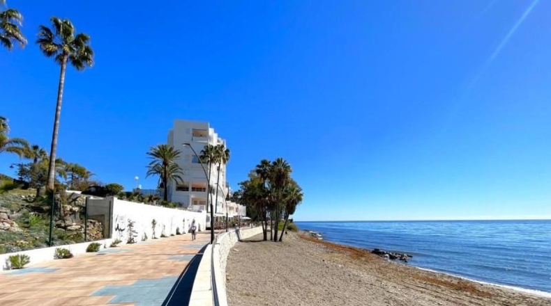 Málaga - Estepona - 756m2