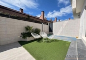 Chalet independiente con terreno en venta en la España, Madrid, ref: TR264663 foto