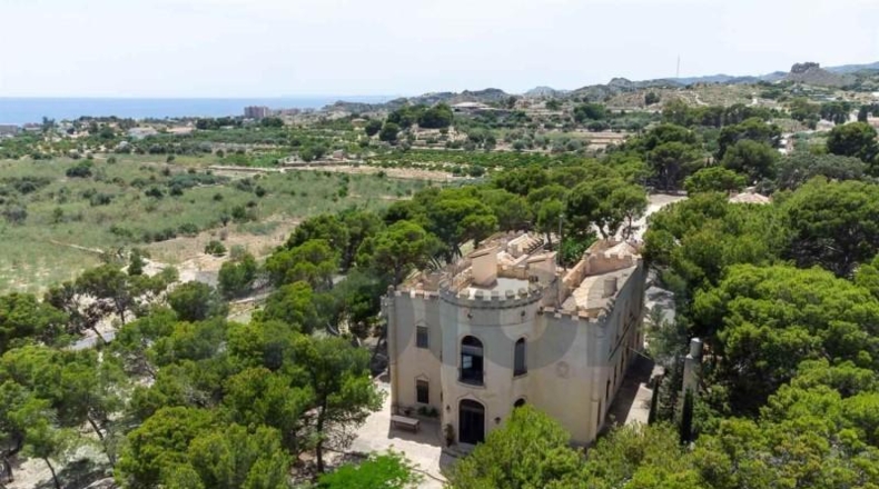 Alicante - Villajoyosa - 87654m2