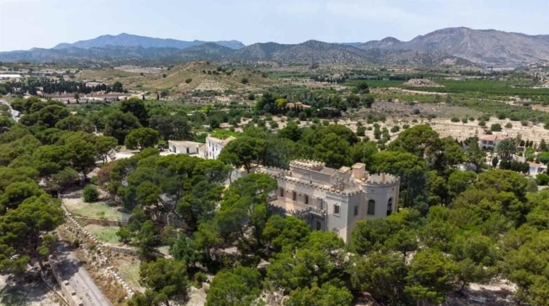 Alicante - Villajoyosa - 87654m2