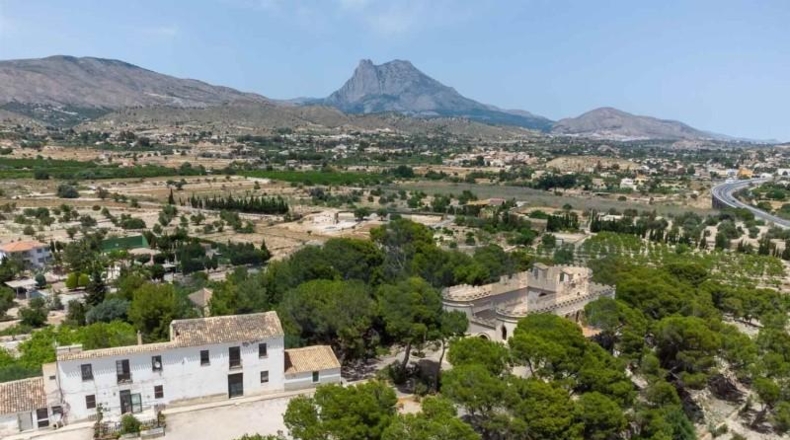Alicante - Villajoyosa - 87654m2