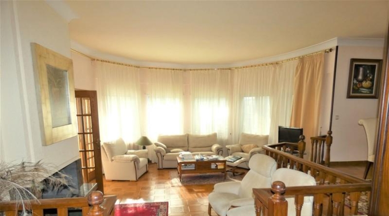 Gerona - Empuriabrava - 1019m2