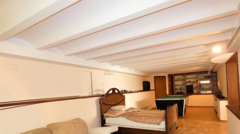 Gerona - Empuriabrava - 1019m2