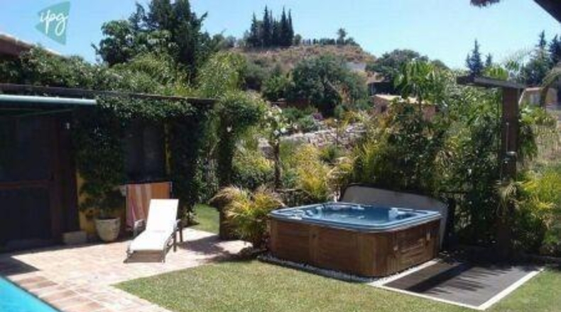 Málaga - Estepona - 3000m2