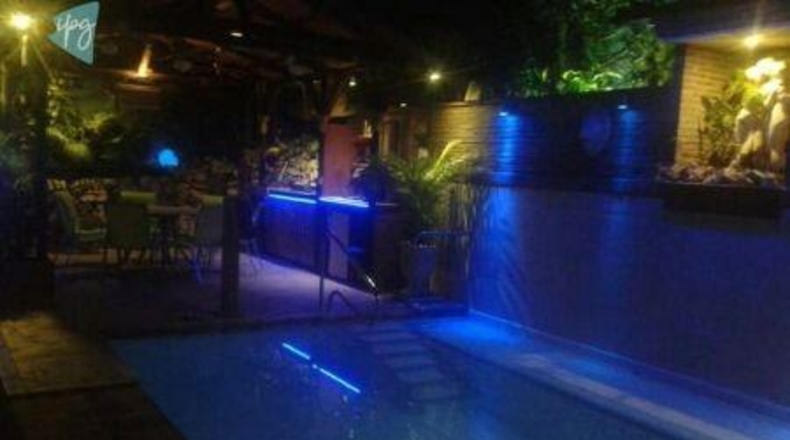 Málaga - Estepona - 3000m2